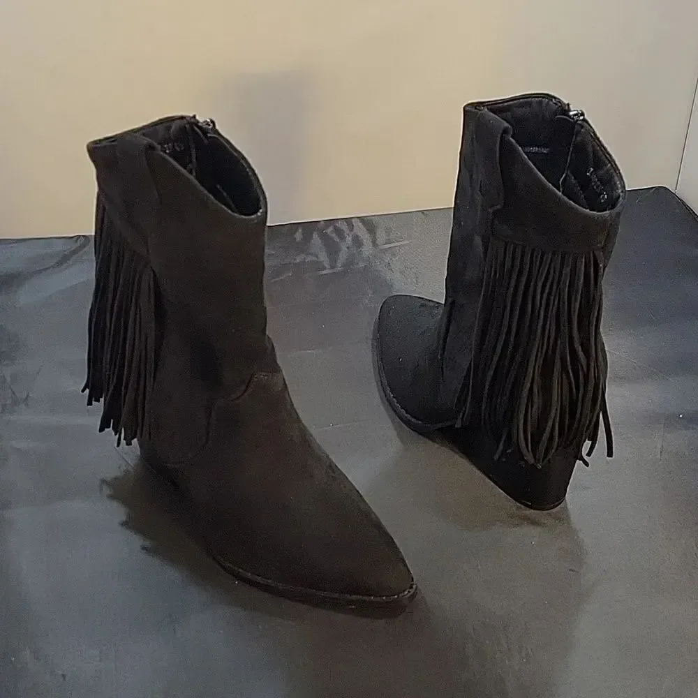 BRAND NEW TOP MODA WOMEN'S FRINGED BLOCK HEEL SHORT POINTED TOE BOOTS
